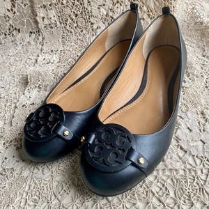 Tory Burch Flats Black Leather 9m - image 1